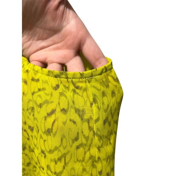 Cabi Reign Blouse Chartreuse Yellow Size Small Ruffled Button Front Sleeveless - Picture 7 of 8
